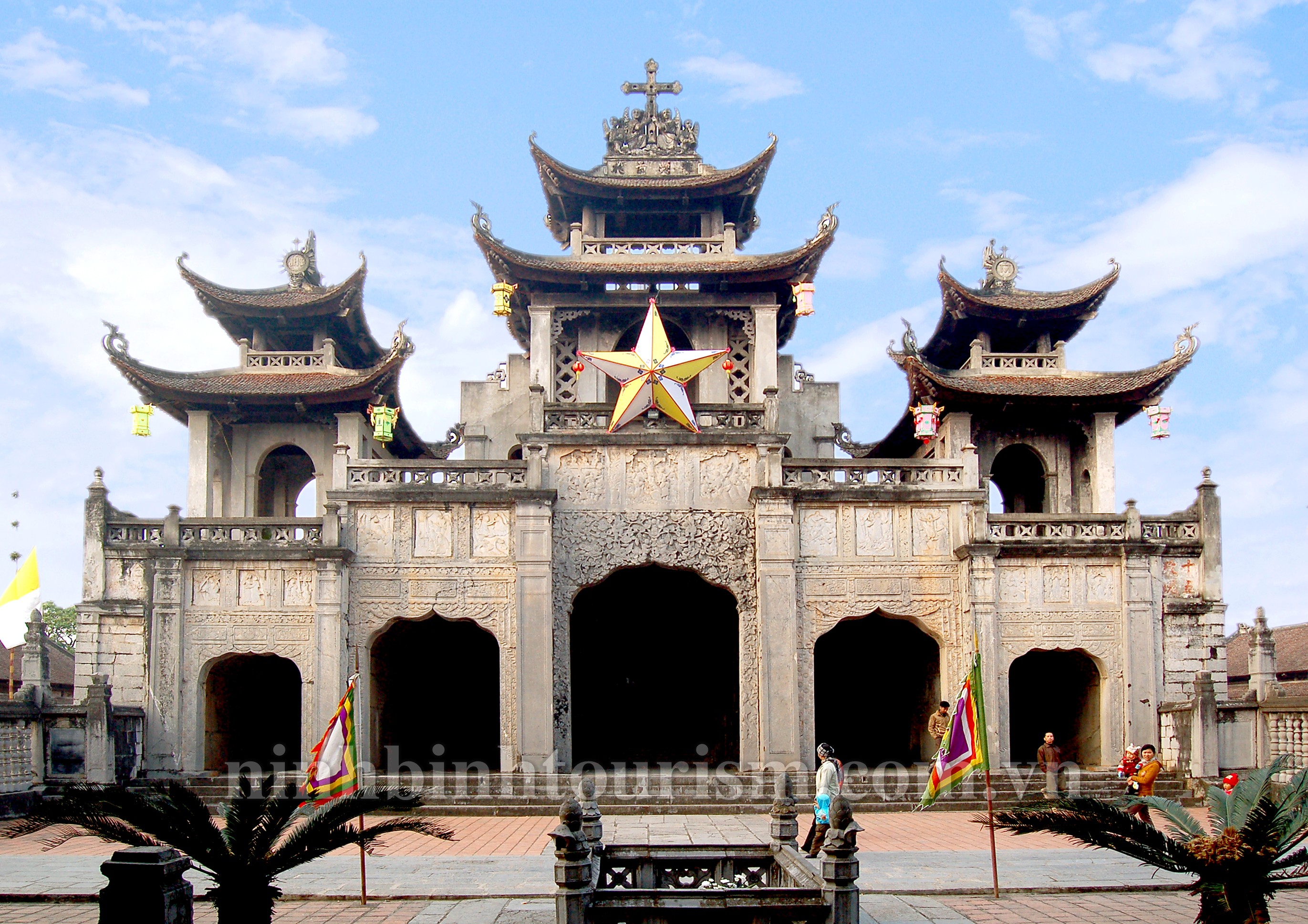 La cathédrale de Phat Diêm, un joyau architectural vietnamien