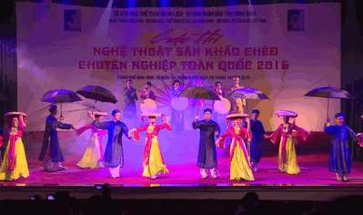 Clôture du concours national d'art scénique de Chèo professionnel 2016 