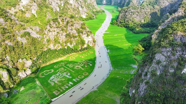 Ninh Bình organise la Semaine du tourisme 2026 sur le thème “Ninh Bình – Voyage du patrimoine à travers les époques”