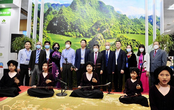 Promotion touristique de Ninh Binh à la Foire internationale du tourisme de Ha Noi 2022