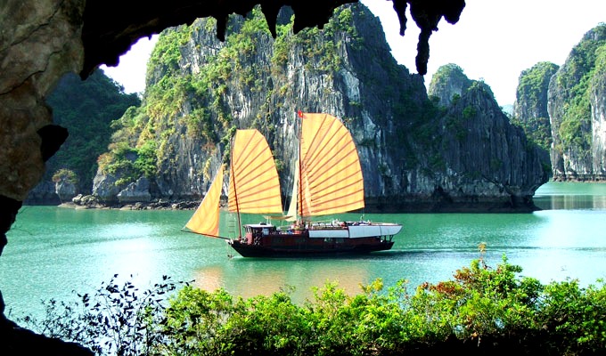 La baie d'Ha Long dans le Top 15 des 