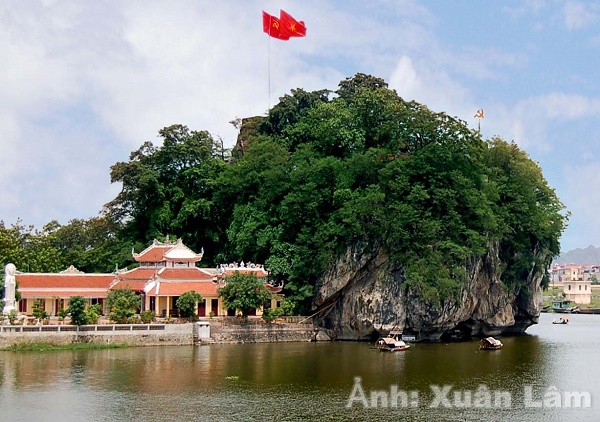 La pagode de Non Nuoc - destination spirituelle de la ville de Ninh Binh