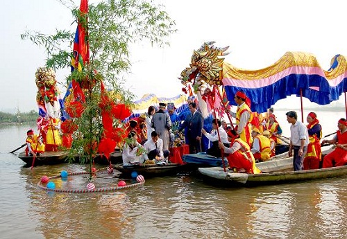 Về Ninh Bình trảy hội Hoa Lư 2017