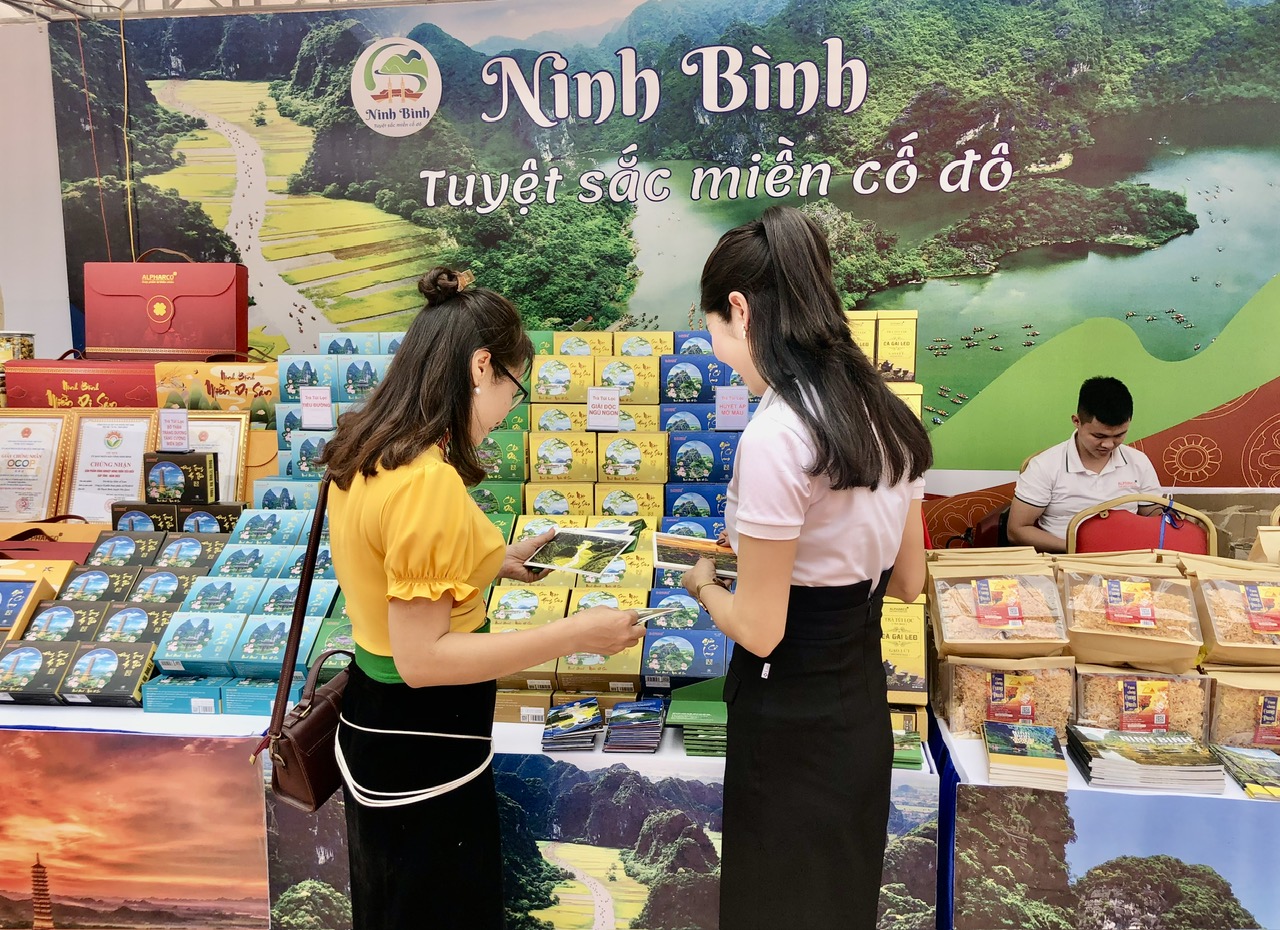 Quảng bá du lịch Ninh Bình tại Lễ hội Hoa Ban năm 2024