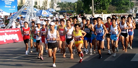 Sôi nổi các hoạt động TDTT chào mừng lễ 30-4, 1-5