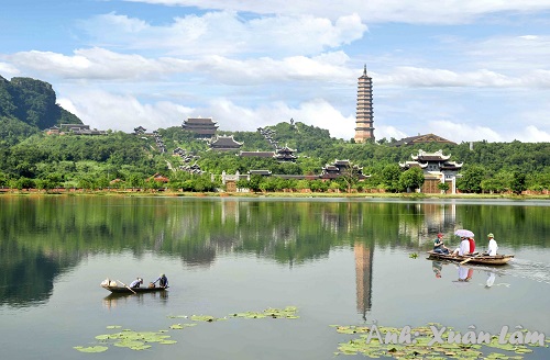 Những điểm du lịch tâm linh thu hút khách dịp đầu Xuân Canh Tý ở Ninh Bình