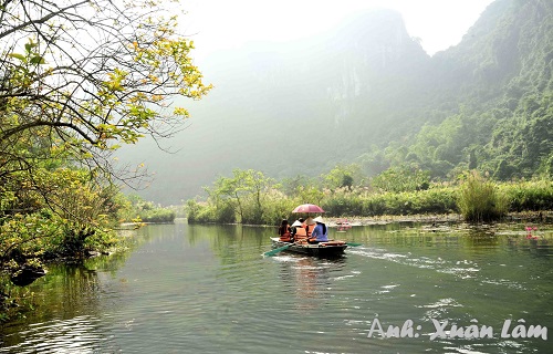 Vẻ đẹp thanh bình của Tràng An khi tiết trời lập Xuân