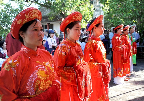 Độc đáo Lễ hội Báo Bản Nộn Khê