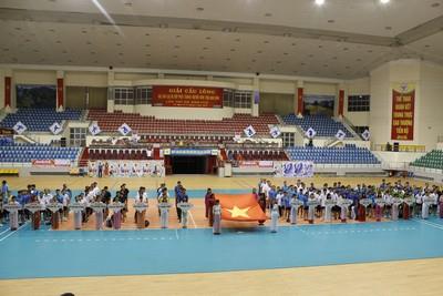 Khai mạc Giải cầu lông các CLB Cúp PT – TH Ninh Bình lần thứ XIX năm 2015