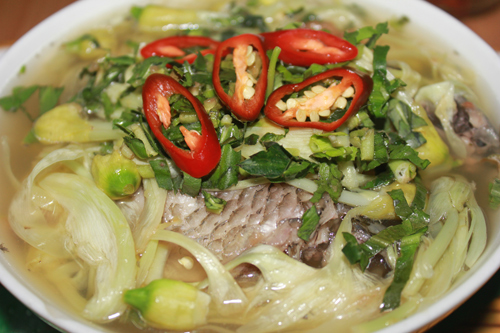 Canh chua Cá Rô