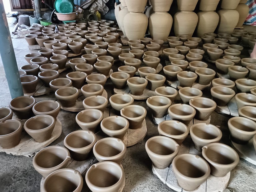 Làng nghề gốm Quyết Thành 