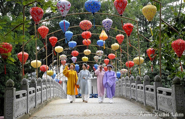 Phố cổ Hoa Lư - Điểm nhấn du lịch về đêm ở Ninh Bình