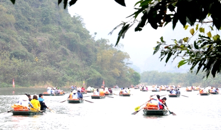 Lượng khách du lịch Ninh Bình tăng cao dịp Tết Nguyên đán 2018