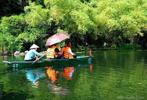 Cuộc thi Ảnh báo chí “Ninh Bình vì mục tiêu đô thị di sản thiên nhiên kỷ”