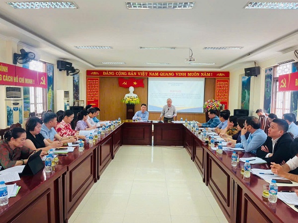 Hội nghị góp ý Dự thảo Nghị quyết, Đề án và Chính sách phát triển du lịch - công nghiệp văn hoá trở thành cụm ngành kinh tế mũi nhọn của tỉnh Ninh Bình, giai đoạn 2025 – 2030, tầm nhìn năm 2050